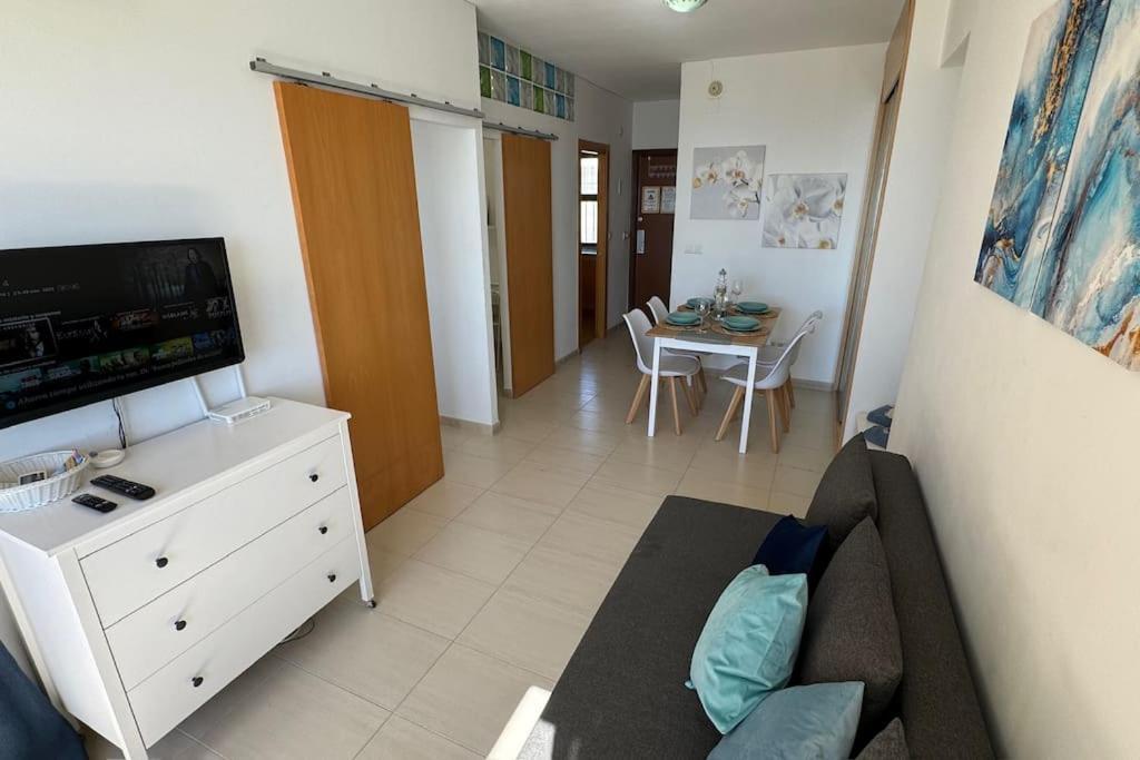 Apartamento A Pie De Playa Con Terraza Y Piscinas Apartment Benalmadena Luaran gambar